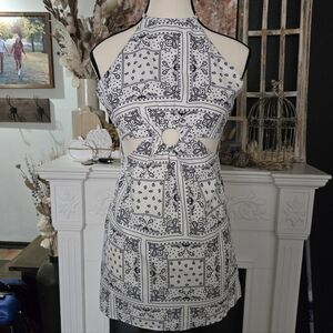 Elodie Womens Halter Neck Dress Bandana Print Black White Cutout NWT Size XSmall